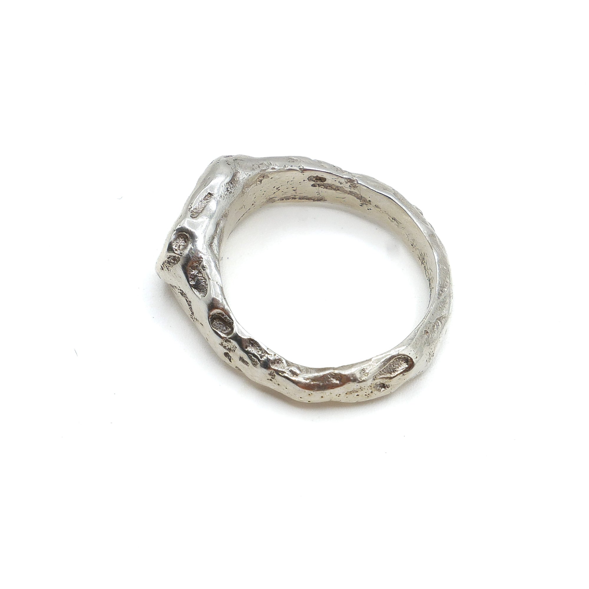 TOURMALINE SIGNET T58