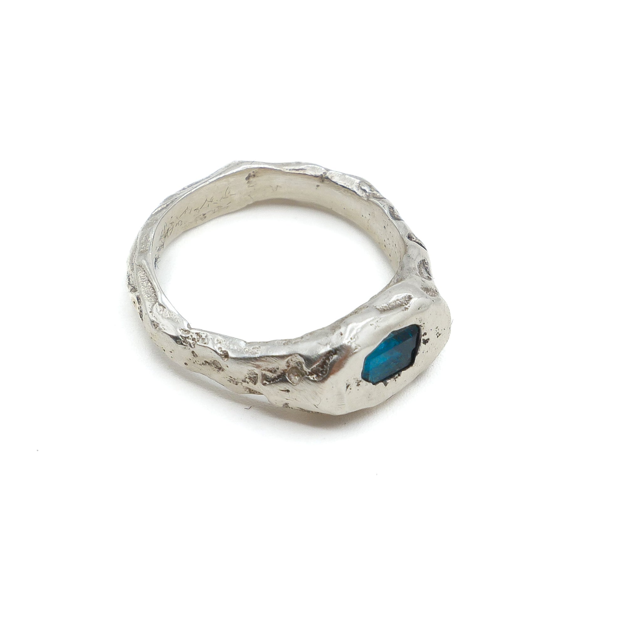 TOURMALINE SIGNET T58